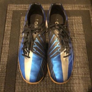 Nike T90 soccer Men shoes size 11